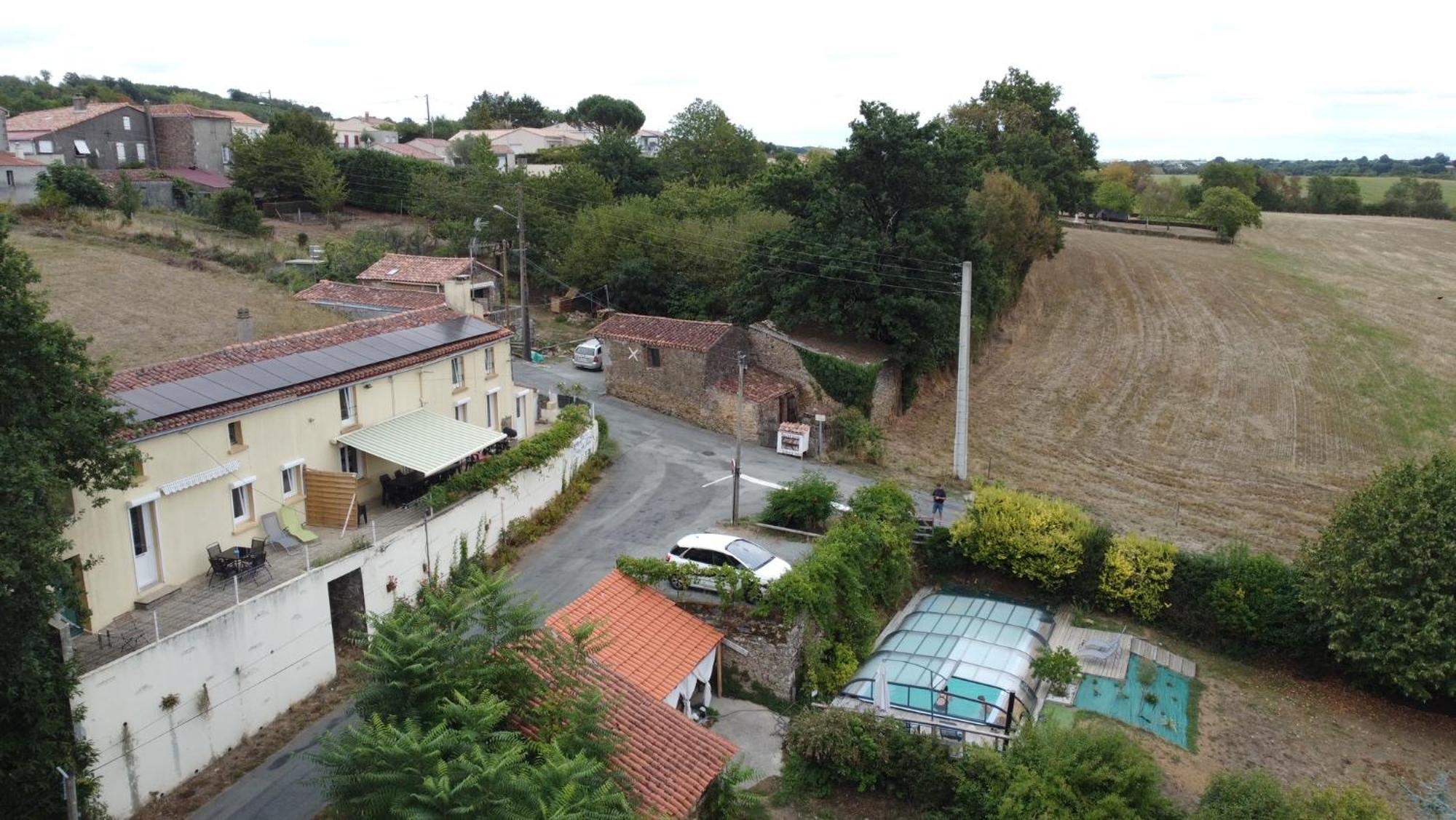 Hotel Le Petit Moulin Pouzauges Exteriér fotografie